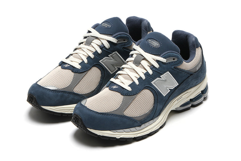 New Balance 2002 R Vintage Indigo / Calm Taupe