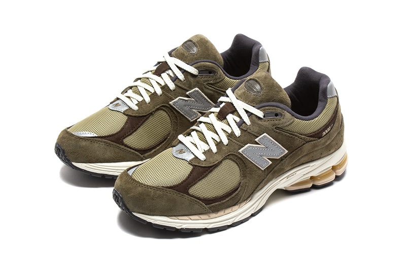 New Balance 2002R Style # M2002RHN Color : Green / Brown / White