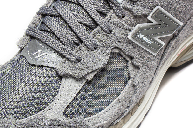 New Balance 2002R Style # M2002RDM Color : Protection Pack Grey / White