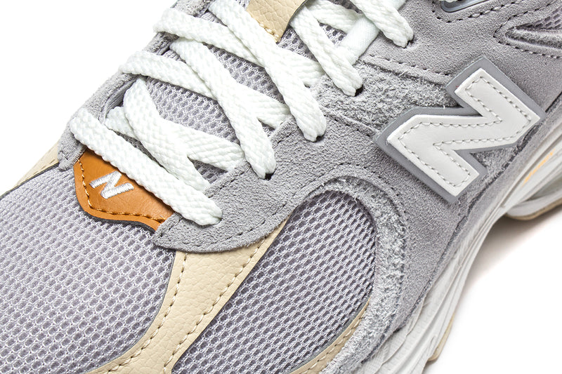 New Balance | 2002R Style # M2002RSB Color : Concrete / Sandstone / Grey