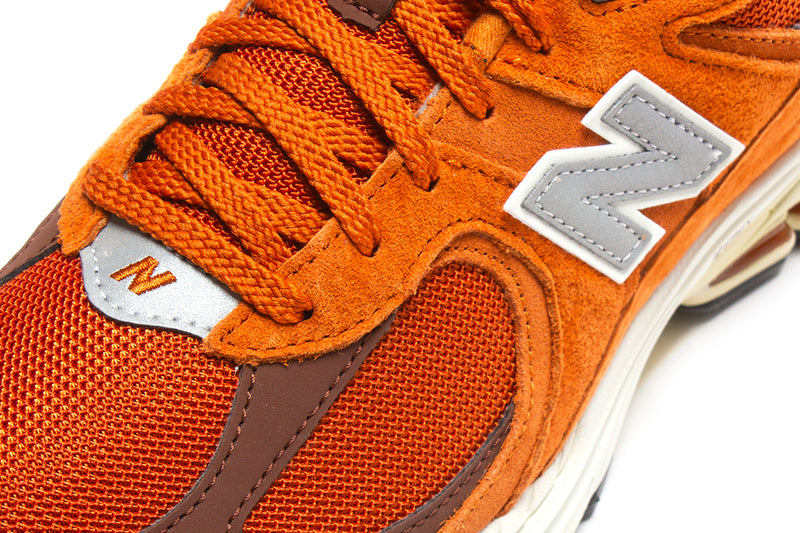 New Balance 2002R Rust Oxide / White / Grey