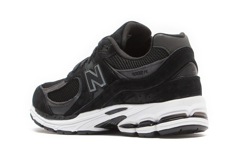New Balance 2002R Black / White