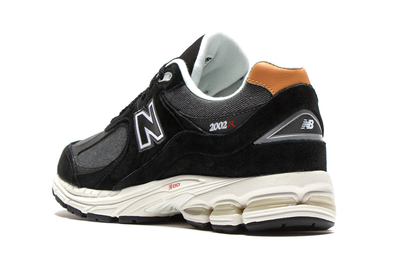 New Balance 2002R Black / Grey / White  Edit alt text