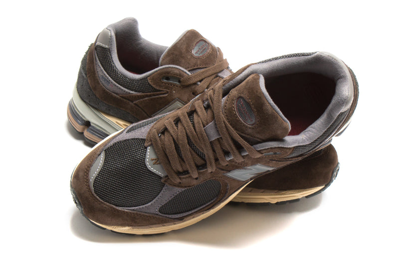 New Balance 2002R Rich Earth / Blacktop / Castle Rock
