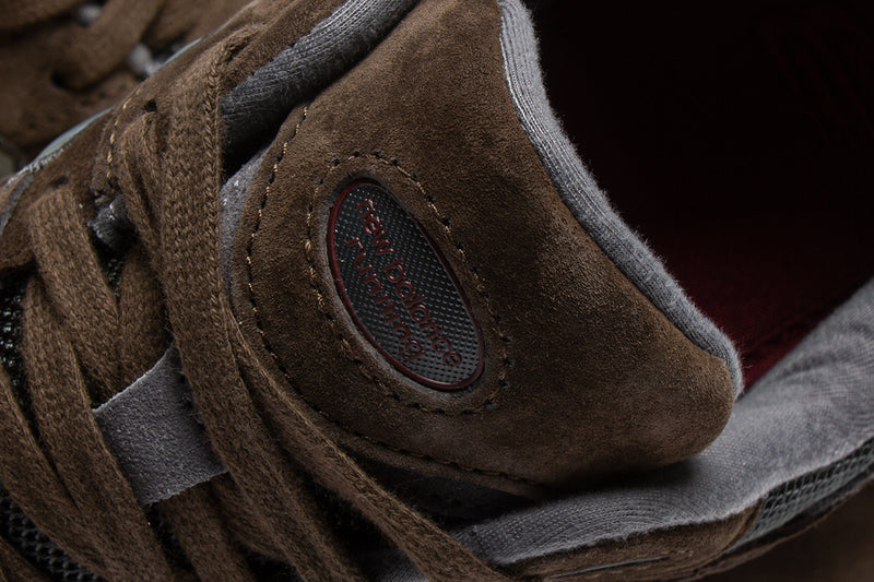 New Balance 2002R Rich Earth / Blacktop / Castle Rock