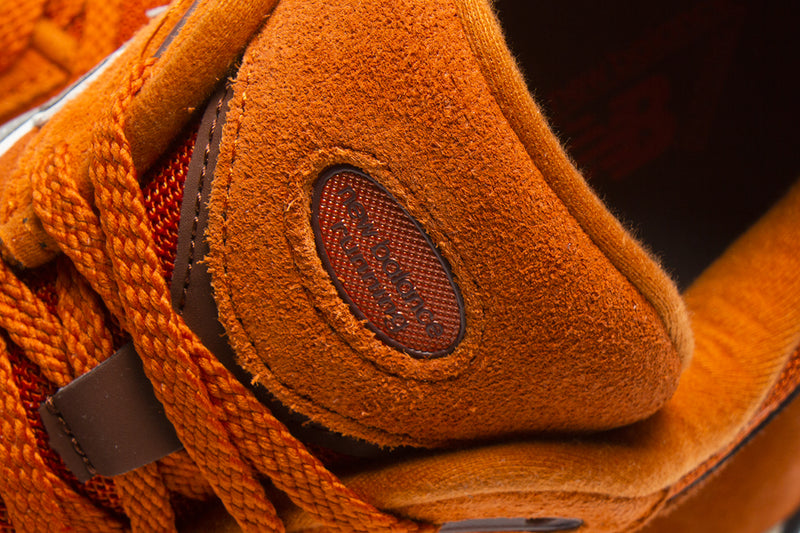 New Balance 2002R Rust Oxide / White / Grey