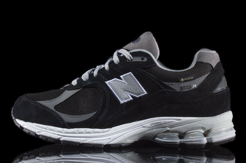 New Balance 2002R Gore-Tex  Black / White / Grey