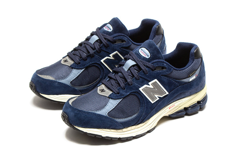 New Balance 2002RX Gore-Tex Style # M2002RXF Color : Navy / Vintage Indigo / White
