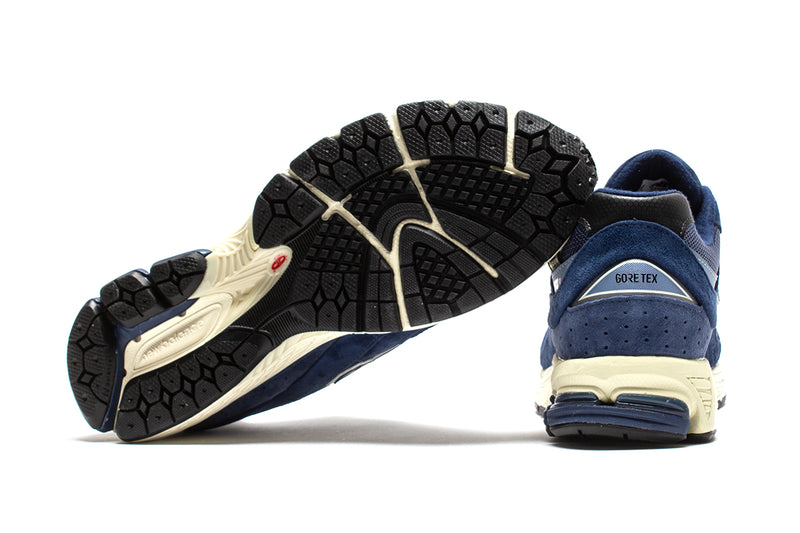 New Balance 2002RX Gore-Tex Style # M2002RXF Color : Navy / Vintage Indigo / White