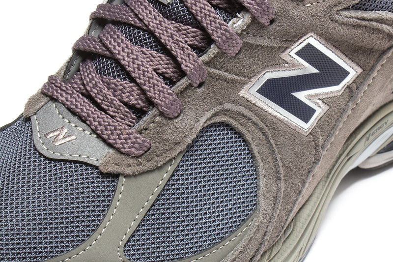 New Balance 2002R Gore-Tex  Castlerock / Natural Indigo / Brushed Nickel