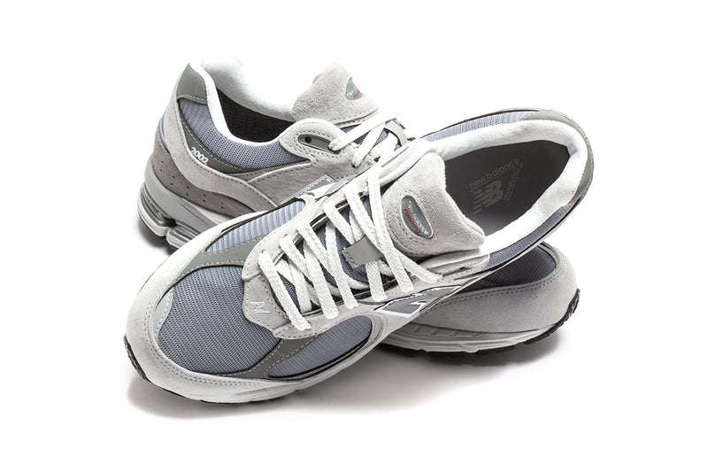 New Balance | 2002RX Gore-Tex Style # M2002RXJ Color : Concrete / Harbor Grey / Slate Grey