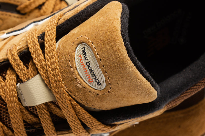 New Balance 2002RX Gore-Tex Style # M2002RXG Color : Tobacco / True Brown / White