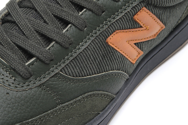New Balance Numeric 440 Style # NM440TSP Color : Green / Black / Gum