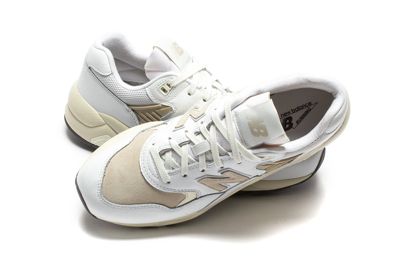 New Balance | 580 Style # MT580VTG Color : White / Timber Wolf