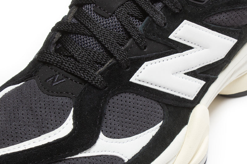 New Balance 9060 Black / White Edit alt text  Edit alt text