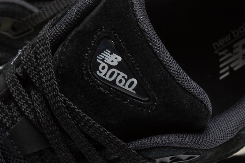 New Balance 9060 Black / White Edit alt text  Edit alt text