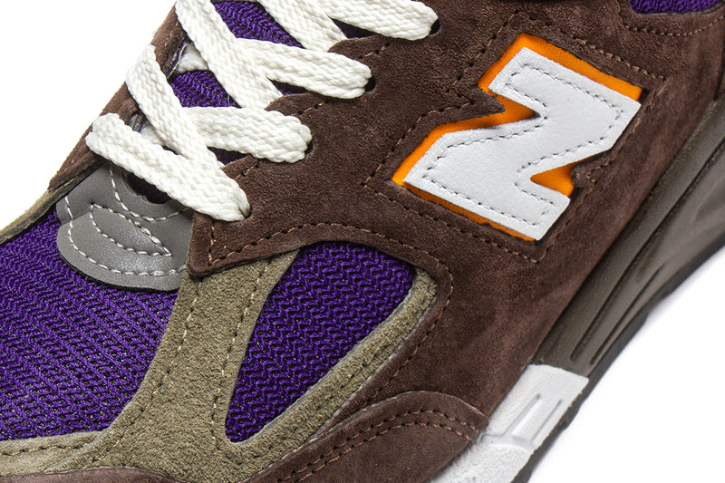 New Balance 990 Brown / Grey  Edit alt text