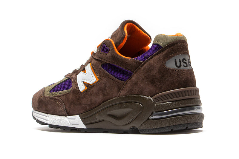 New Balance 990 Brown / Grey  Edit alt text