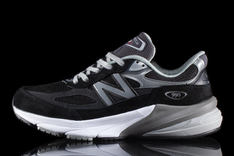 New Balance | 990v6 (Made In USA) Style # M990BK6 Color : Black / White