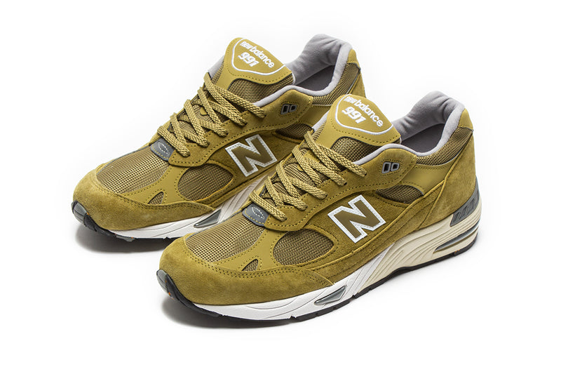 New Balance 991 Style # M991GGW Color : Moss / Cream / White