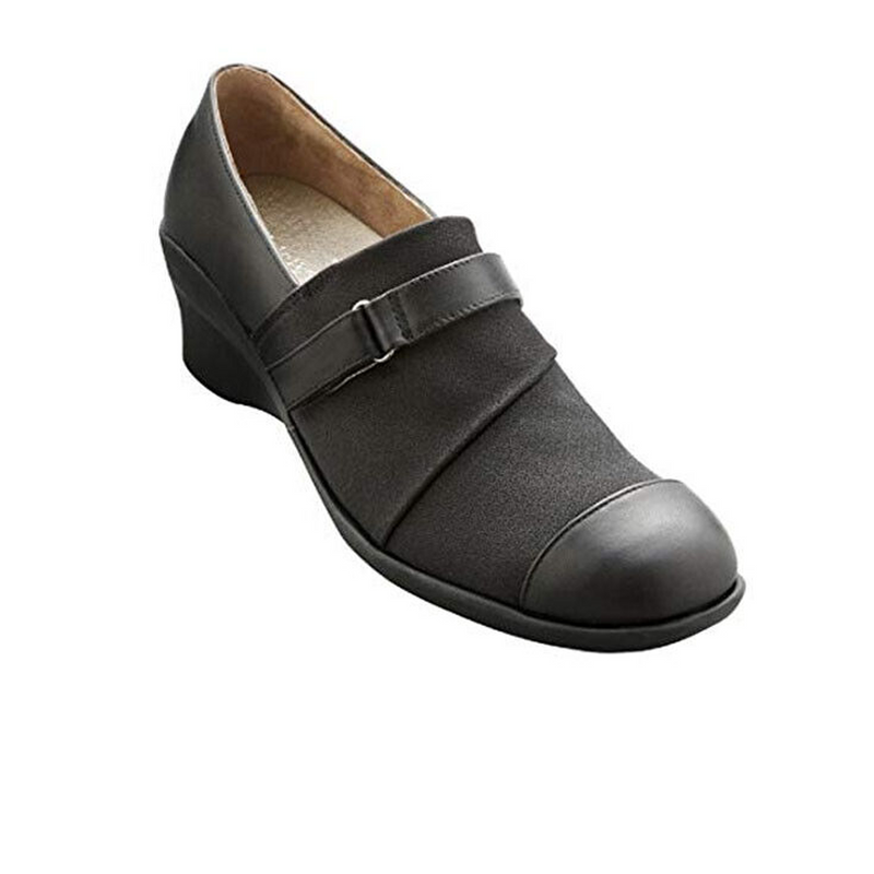 Akaishi Saya Slip On (Women) - Black Dress-Casual - Slip On - The Heel Shoe Fitters