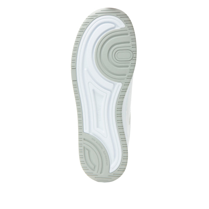 Averie Retro White