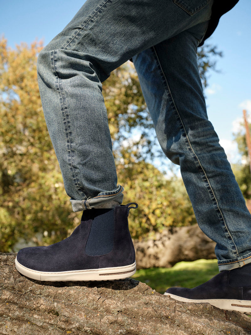 Bend Chelsea Midnight Suede Leather