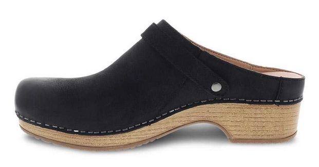 Berry Black Clog