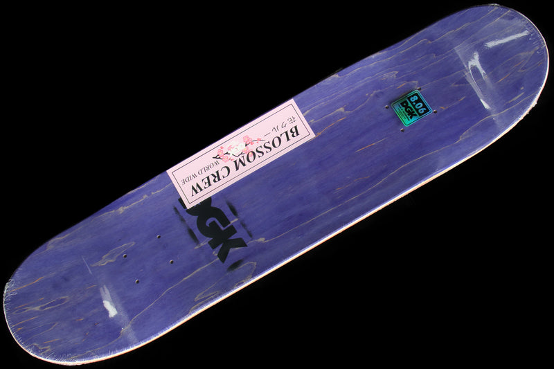 DGK Blossom Crew - Spirit Deck 8.06"