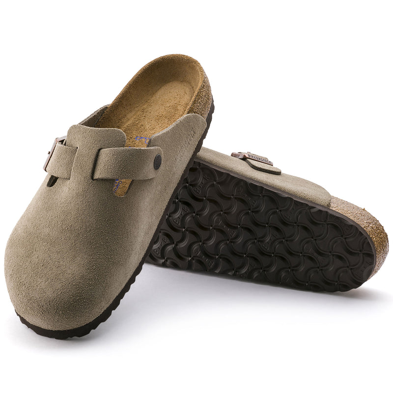 Unisex Birkenstock Boston Soft Footbed Narrow in Taupe. Sku: 560773