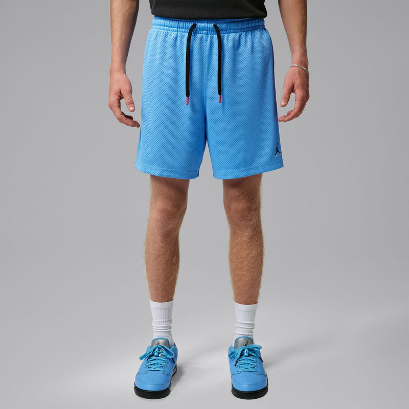 Men's university blue mesh shorts, knee-length, with black drawstring waistband