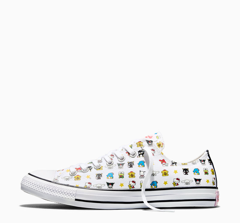 White youth low-top sneakers with character print canvas, black midsole stripe