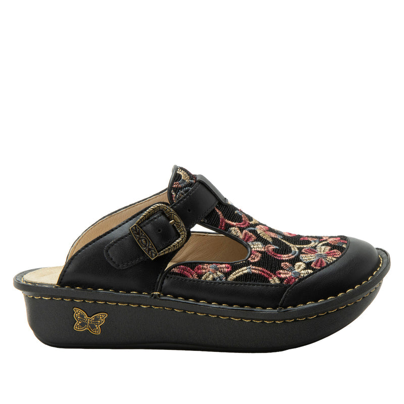Classic Clog Handicraft