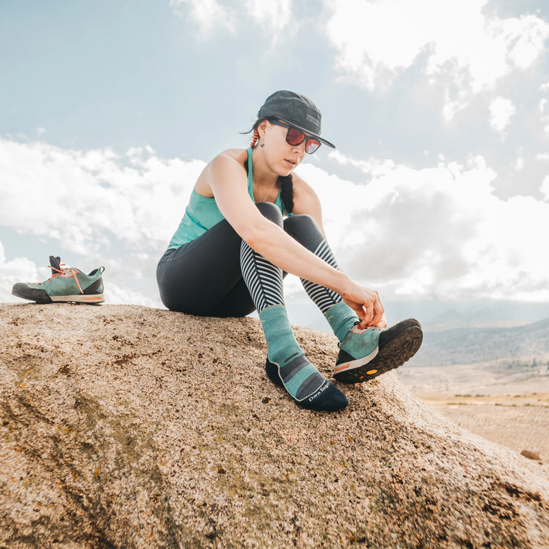 Darn Tough Light Hiker Lightweight Micro Crew with Cushion (Women) Accessories - Socks - Performance - The Heel Shoe Fitters