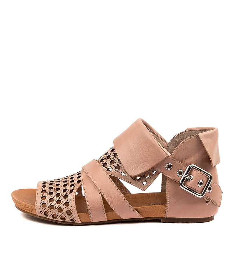 Outside View Women's Django & Juliette Sandal in Blush Leather Sku: DJ14393P00LE