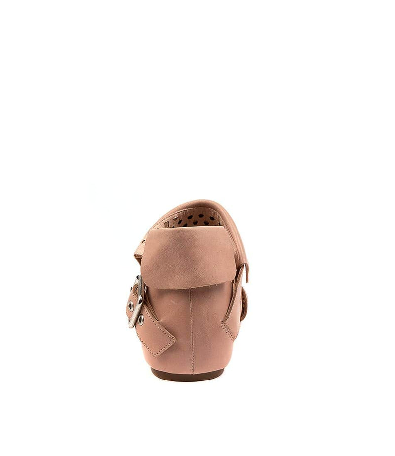 Rear View Women's Django & Juliette Sandal in Blush Leather Sku: DJ14393P00LE
