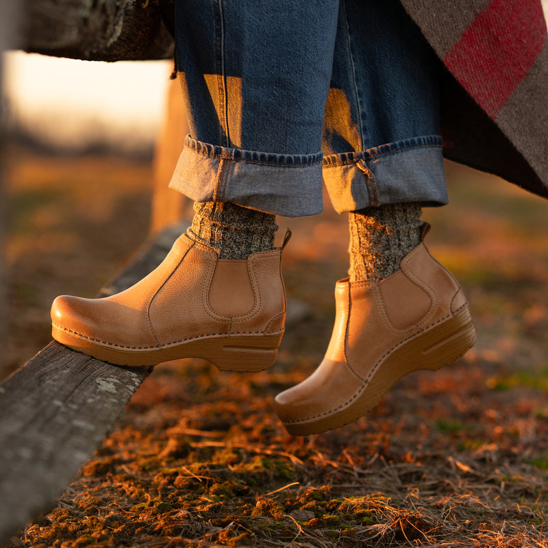 Frankie Honey Distressed Heritage