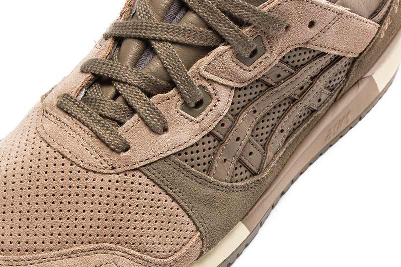Asics | Gel-Lyte III OG Style # 1201A762.020 Color : Taupe Grey / Dark Taupe