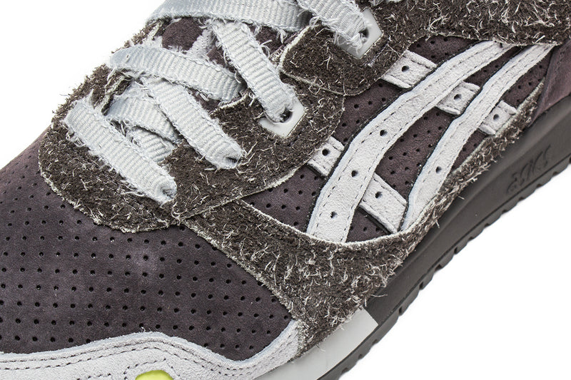 Asics | Gel-Lyte III OG Style # 1201A895.020 Color : Phantom / Mid Grey