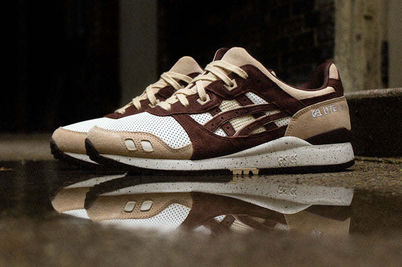 Asics | Gel-Lyte III OG Style # 1203A277.102 Color : Cream / Dark Brown