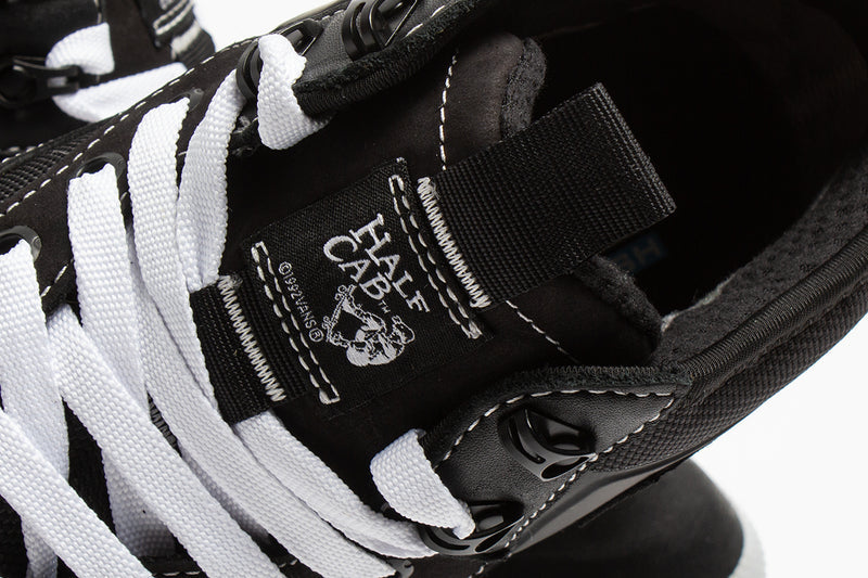 Vans | Half Cab Gore-Tex MTE-3 Style # VN0009QWBA21 Color : Black / White