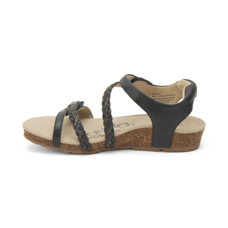 Jillian Navy