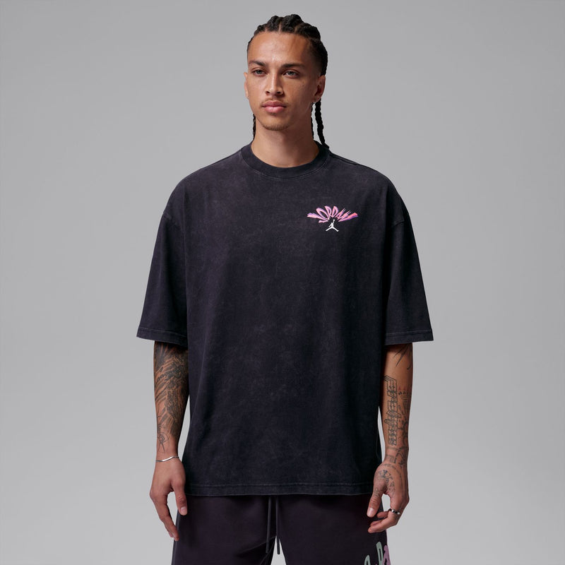Men's washed black crewneck T-shirt with pink Jordan logo print