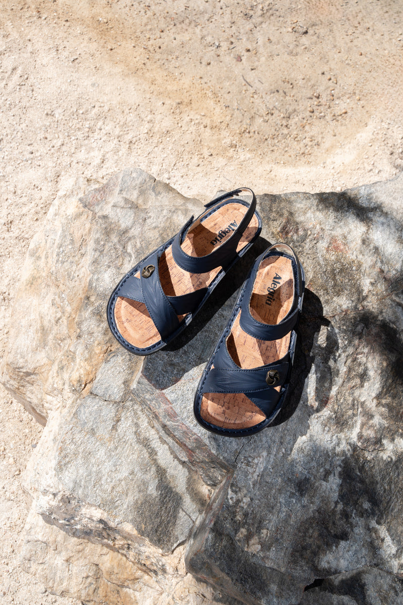 Kelsi Fondly Navy Sandal