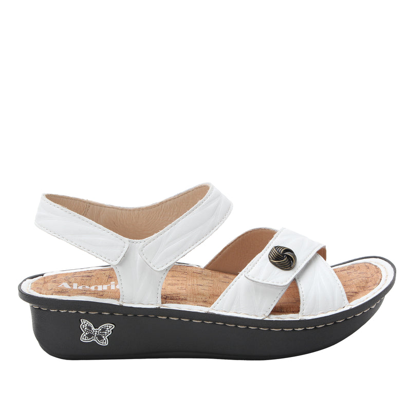 Kelsi Fondly White Sandal