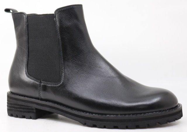 Women's Ziera Michols-W in Black. Sku: ZR10719B66LE-W