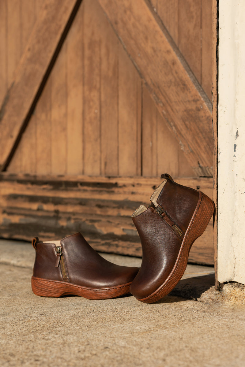 Oaklee Java Boot