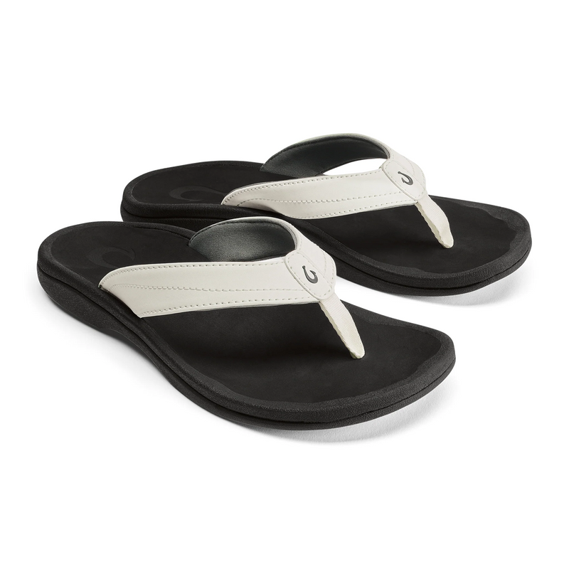 OluKai 'Ohana Sandal (Women) - White/Black Sandal - Thong - The Heel Shoe Fitters