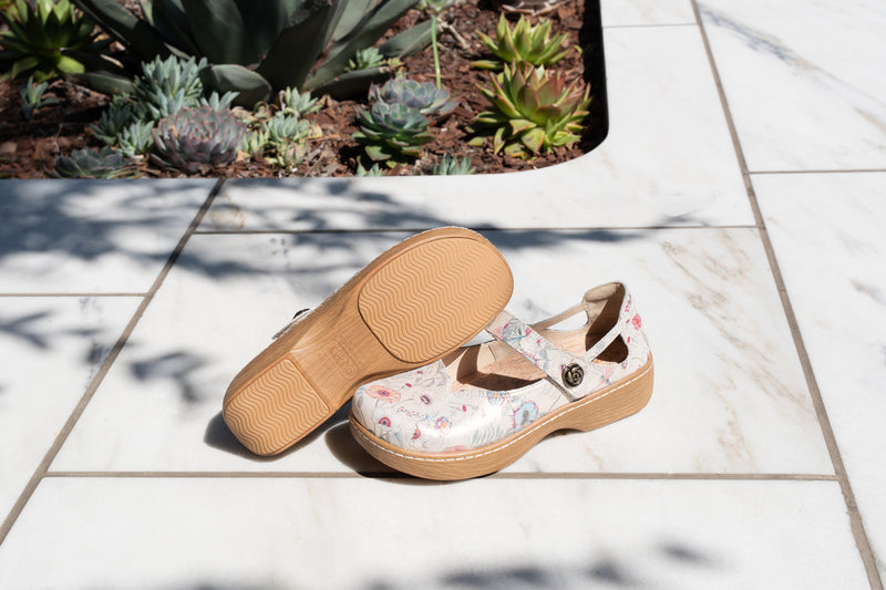 Onika Ethereal Shoe