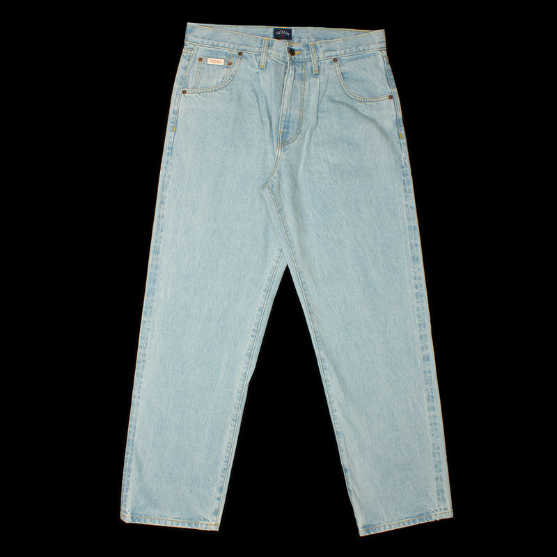Noah | Pleated Jeans Color : Light Wash